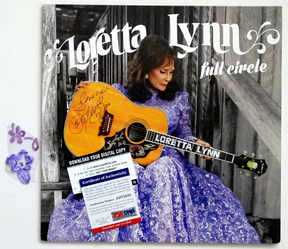 LORETTA LYNN Signed PSA/DNA COA Autograph FULL CIRCLE Vinyl Album w/ GOWN SWATCH